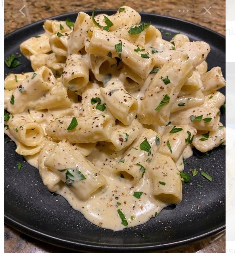 Rigatoni Alfredo